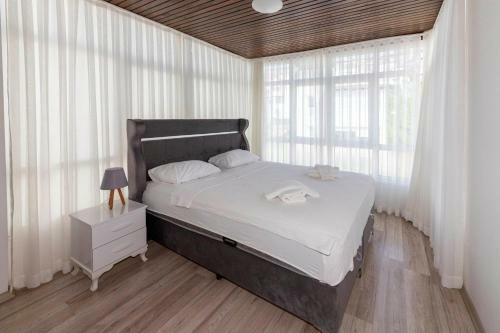 Comfortable Apartment With Splendid Sea View In Turgutreis, Bodrum