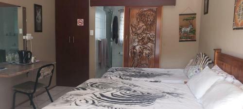 Hostal African Elephant Guesthouse