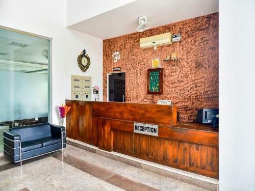 Oyo 28737 Hotel Mayur