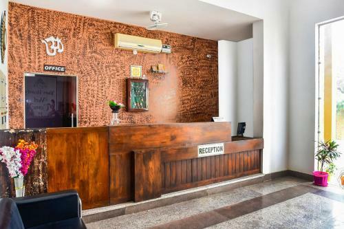Oyo 28737 Hotel Mayur