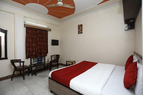 Oyo 12671 Hotel Prithvi Palace
