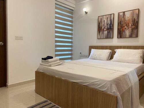 Beachfront Apartment With Pool Near Colombo
