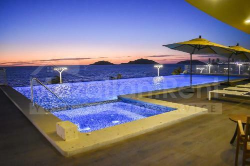 Sunset View Frente Al Mar!!