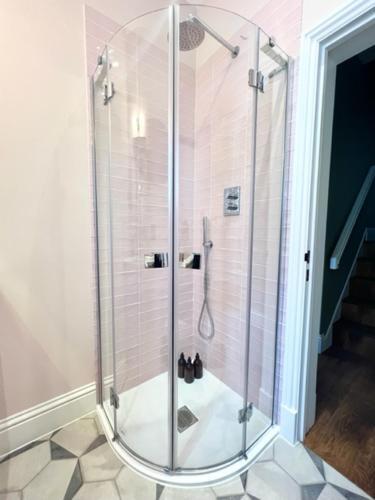 Redland Suites - Apartment 5