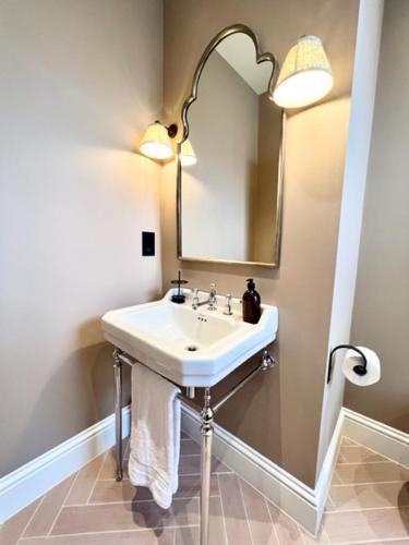 Redland Suites - Apartment 6