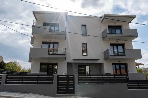 Living Luxury Apartment Ioa-d2