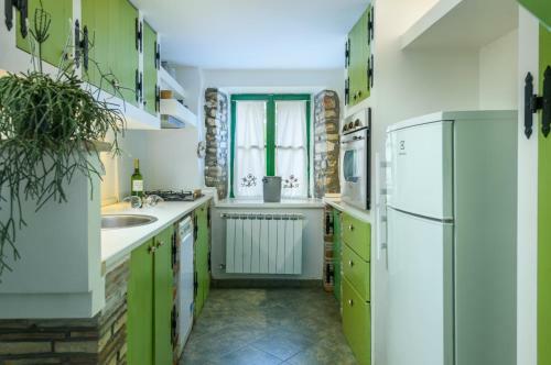 Rural Home Oriana