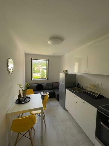 *new* One Bedroom Apartment Salt