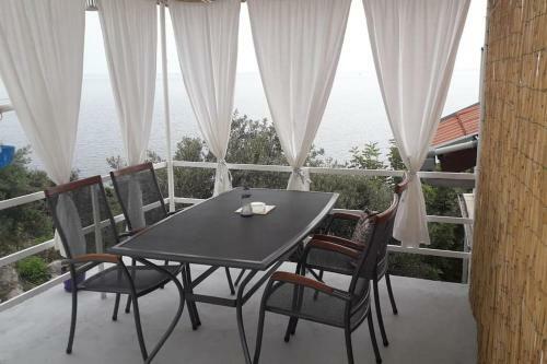 Holiday House Eres