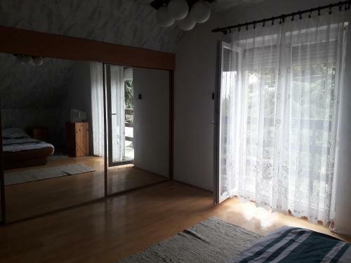 Apartamento M�zeshegyi Sell?