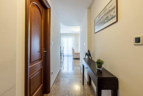 Apartments Lav & Lavica