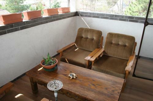 Hostal Colev Rooms