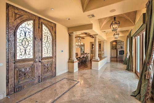 Stunning Palmdale Villa Oasis On Vineyard!