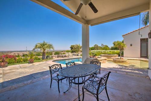 Stunning Palmdale Villa Oasis On Vineyard!