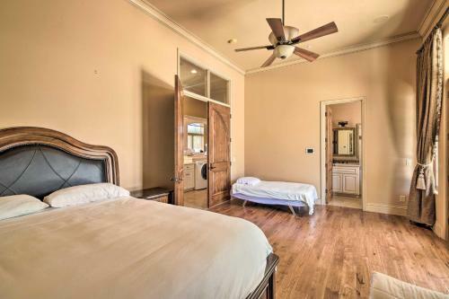Stunning Palmdale Villa Oasis On Vineyard!