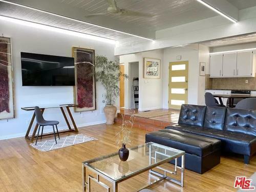 Apartamento 2bd/2ba House In The Hills By Universal Studios