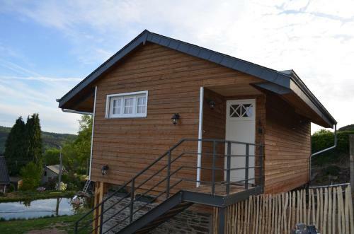 Le Chalet De P�p�re