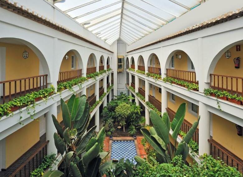 Hotel Sol Los Fenicios