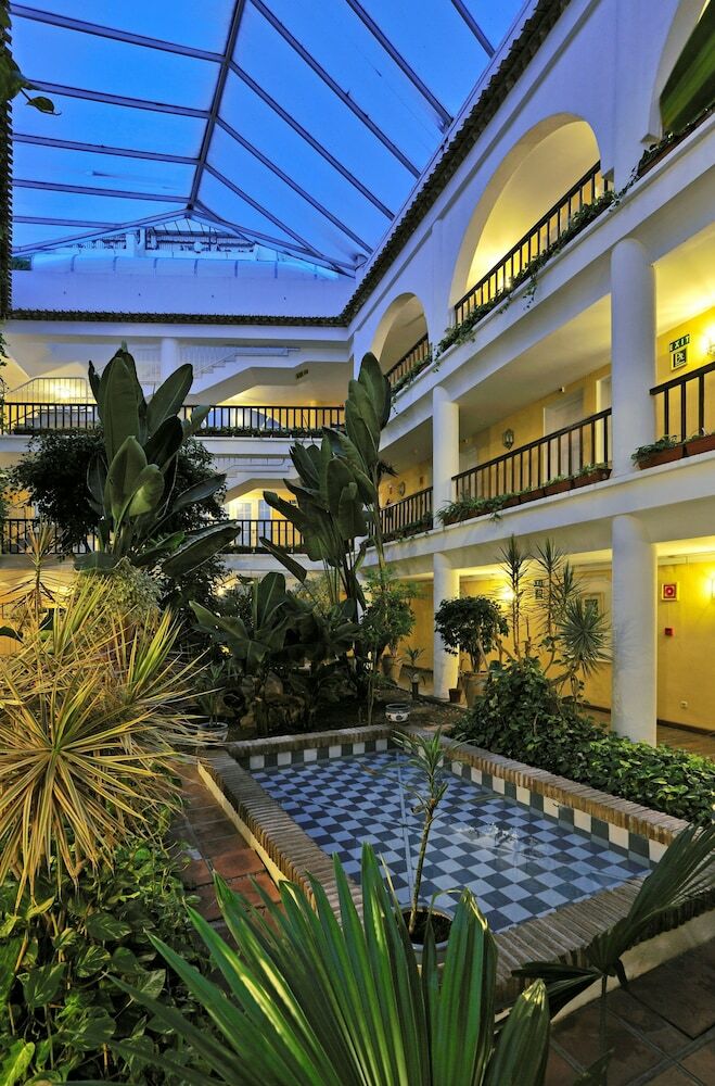 Hotel Sol Los Fenicios