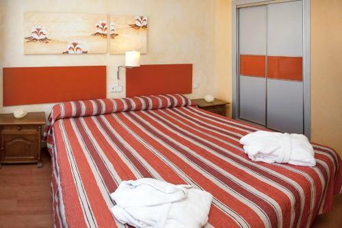Apartamentos Parot