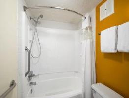Hotel Howard Johnson