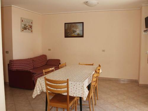 Apartment Aria 2