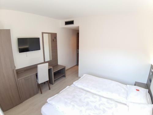 Hotel Garn� Villa Fontana