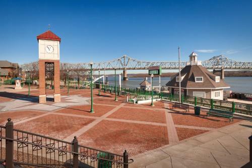 Hotel Staybridge Suites Peoria Downtown
