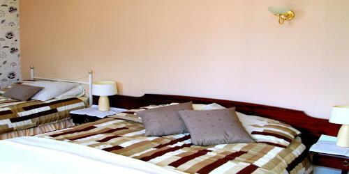 Bed & Breakfast Cloisters Guest House