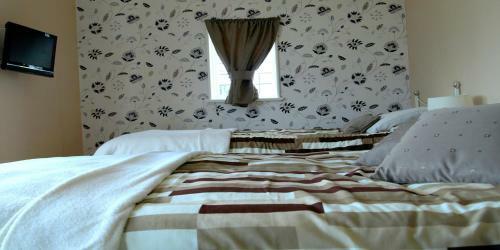 Bed & Breakfast Cloisters Guest House