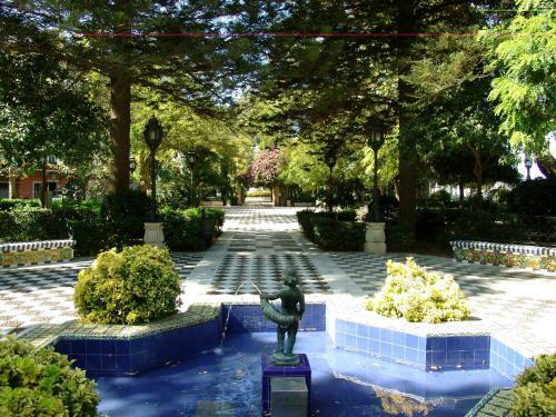 Apartamento Amplio Piso En El Centro De C�diz