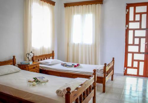 Pelagion II Sea Coral - Beachfront Holiday Home