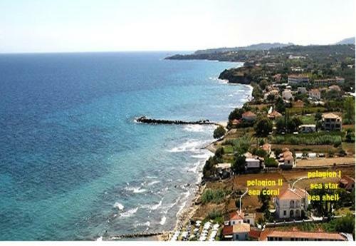 Pelagion II Sea Coral - Beachfront Holiday Home