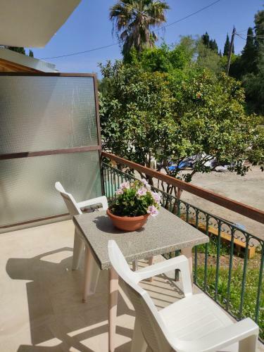 Jo-annes Apartments