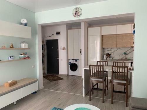 Sunshine Apartment
