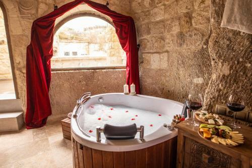 Hotel Kayata Cave Suites