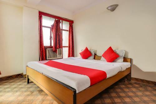 Oyo 65090 Hotel Grand Palace