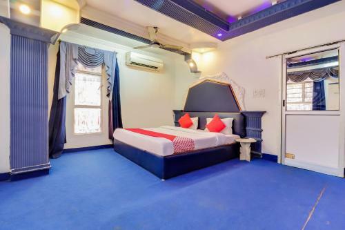 Oyo 65090 Hotel Grand Palace