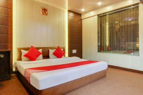 Oyo 65090 Hotel Grand Palace