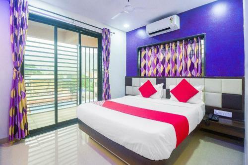 Oyo 88908 Hotel Samrat Palace - Moca