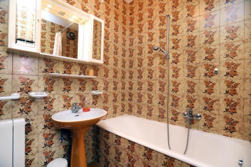 Apartman Petri?