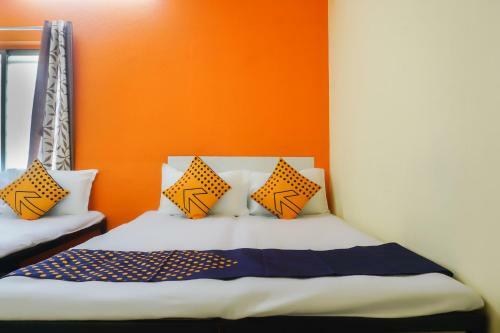 Hotel Spot On 63107 Trimurti Yatri Niwas