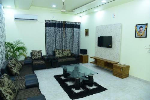 Hotel Rudra Villa