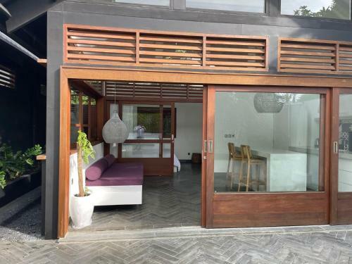 Villa Black