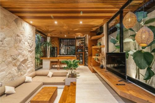 Black Sand Villas