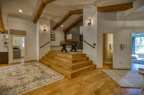 Gammon Cabin
