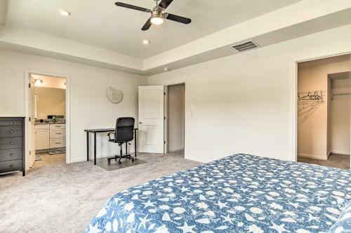 Family-friendly Townhome Less Than 5 Mi To The Beach!