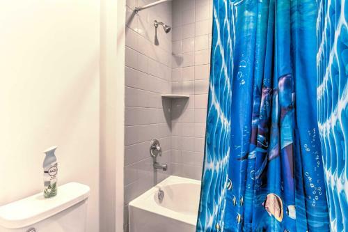 Family-friendly Townhome Less Than 5 Mi To The Beach!