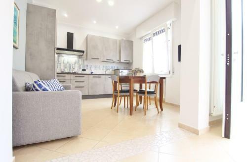 Apartamento Gioia, Sole E Mare Comodo Appartamento Vicino Al Mare