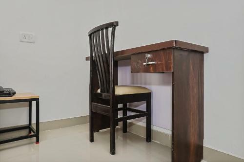Hotel Oyo Flagship 23990 Manjari